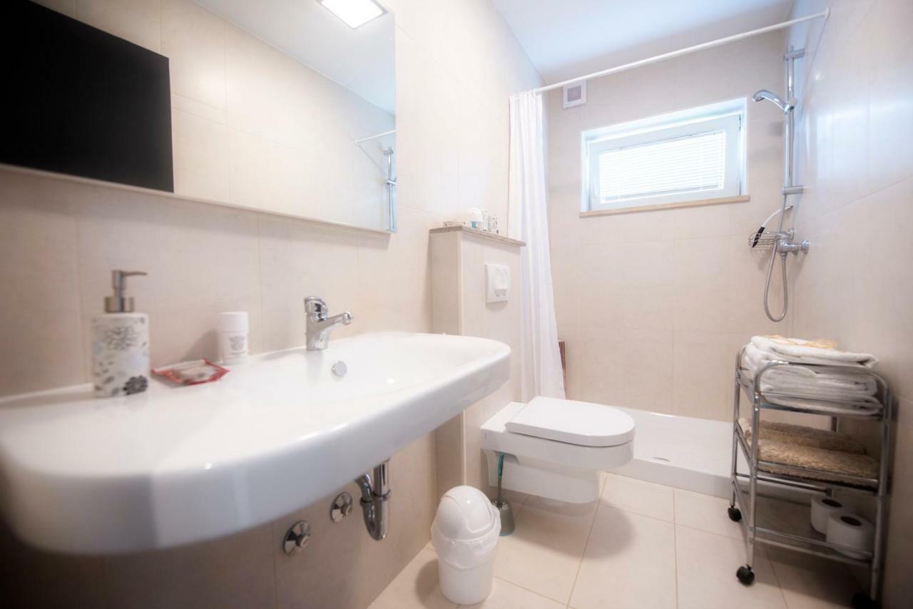 Apartament Midavkl Pirovac Zewnętrze zdjęcie