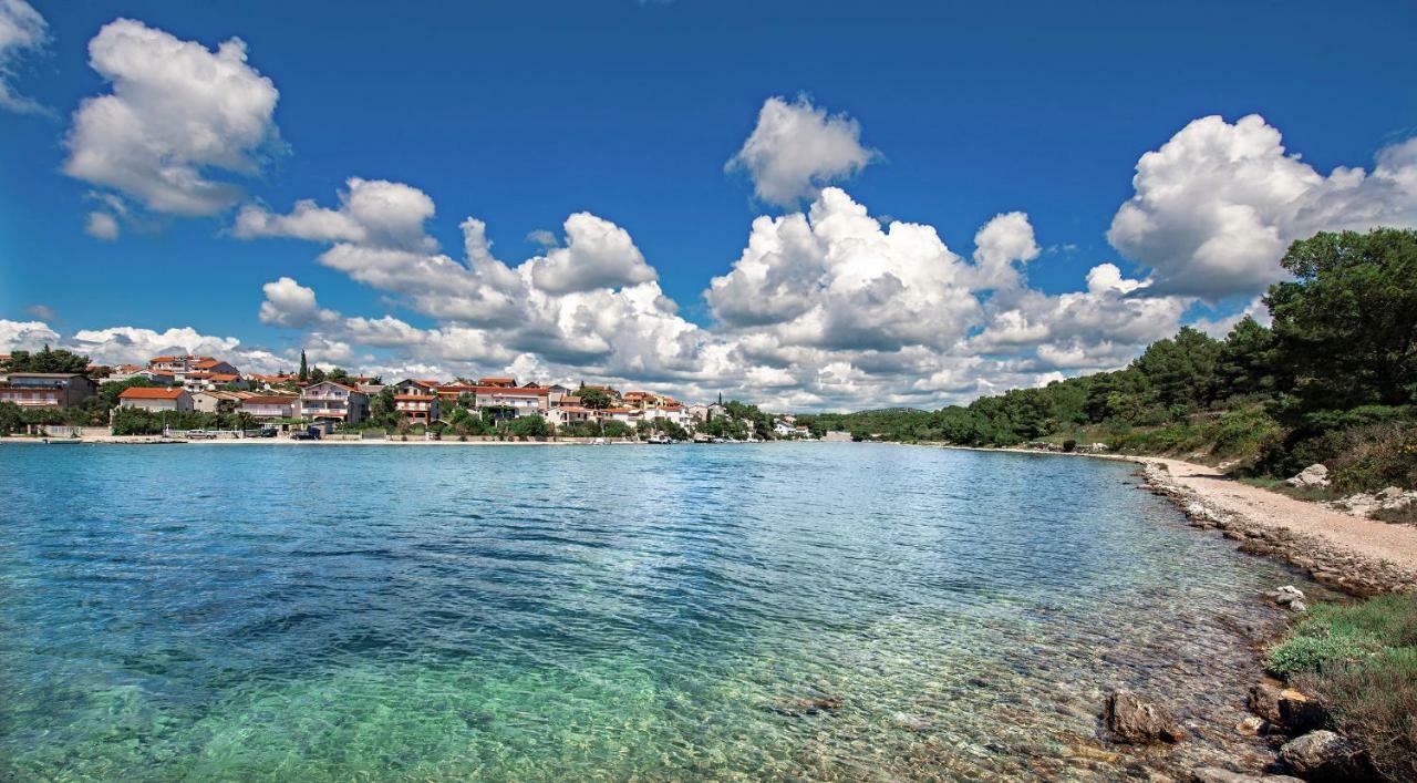 Apartament Midavkl Pirovac Zewnętrze zdjęcie